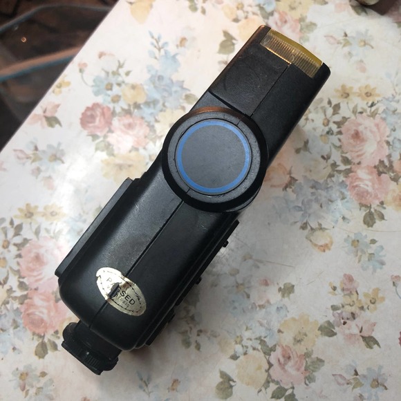 Vintage Crown 175A Automatic Bounce Flash Photography Speedlight - Picture 7 of 10